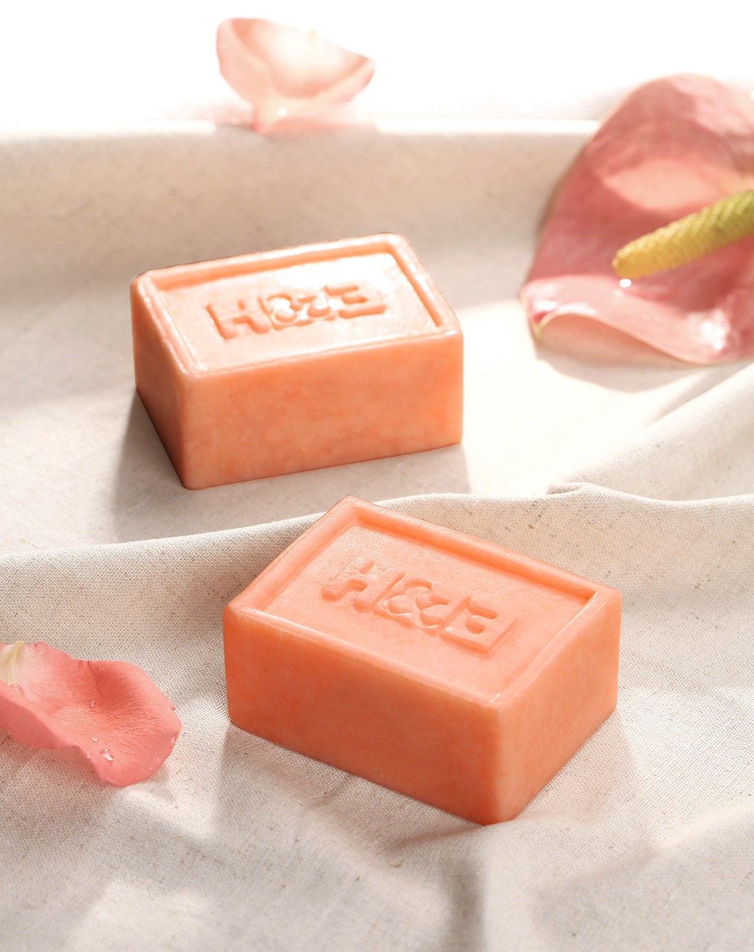 美白嫩活肌肤木瓜冬季润肤精油皂100g