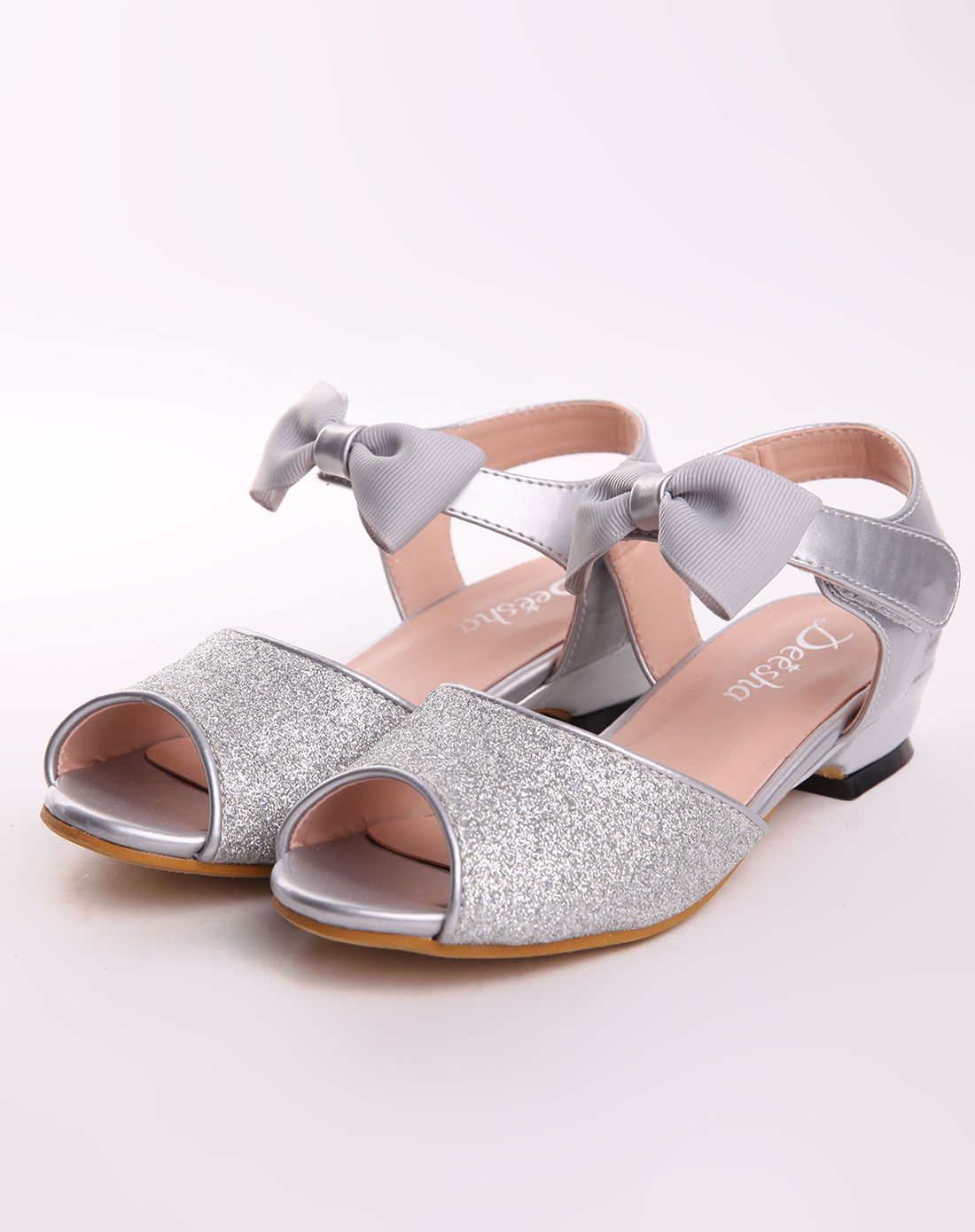 女童银色时尚公主小高跟凉鞋